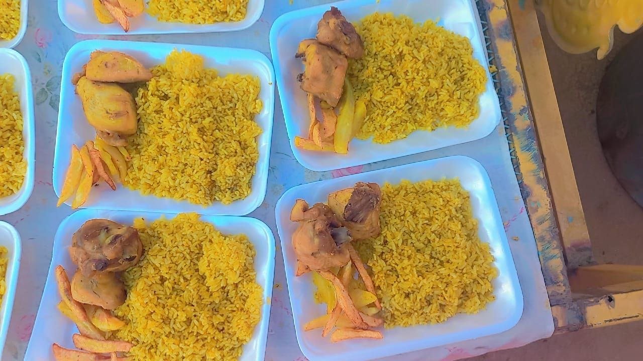  مشروع توزيع الوجبات الساخنة - توثيق 243