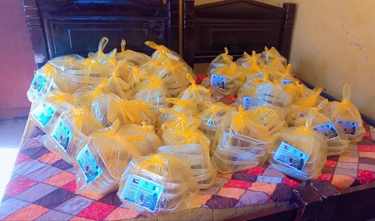  مشروع توزيع الوجبات الساخنة - توثيق 255